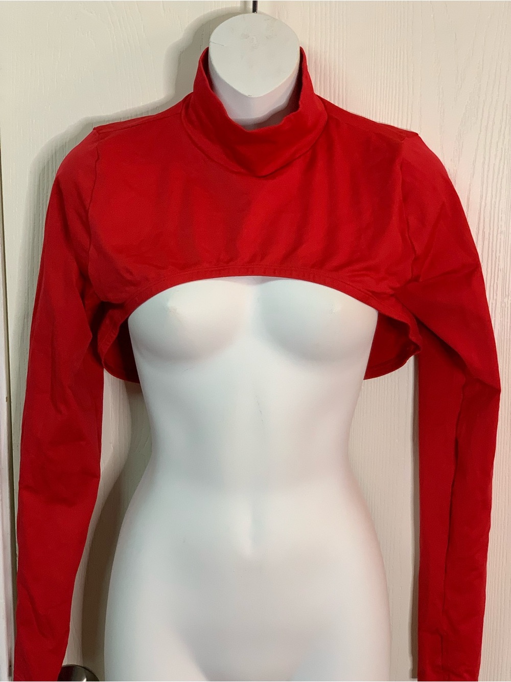Fabletics Rory Mock Neck Shrug Bolero.RED SZ L. EUC